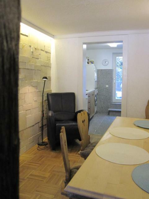 Haus Tradition 2 *